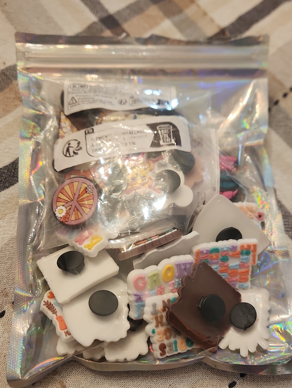 A Large Lot Of Decorative Shoe Charms - Colorful Novelty Pins